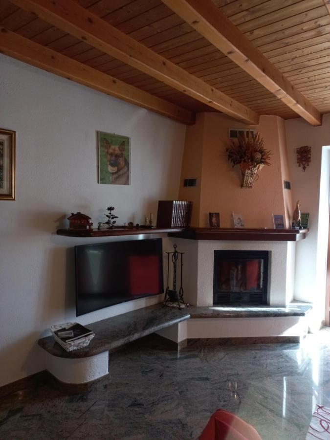 Casa Vacanza Da Ghislin Teglio Zewnętrze zdjęcie
