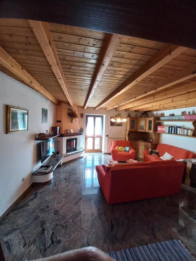 Casa Vacanza Da Ghislin Teglio Zewnętrze zdjęcie
